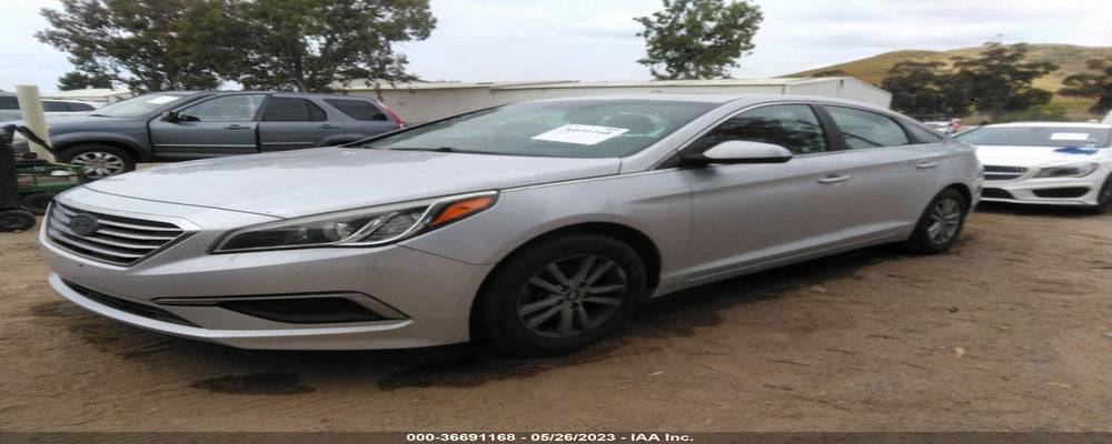 5NPE24AF9HH460606 2017 HYUNDAI SONATA photo no. 2