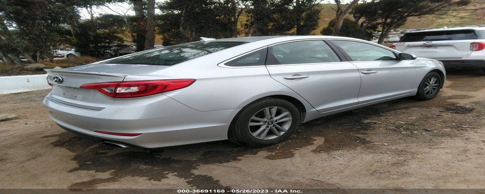 5NPE24AF9HH460606 2017 HYUNDAI SONATA photo no. 4
