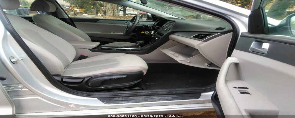 5NPE24AF9HH460606 2017 HYUNDAI SONATA photo no. 5
