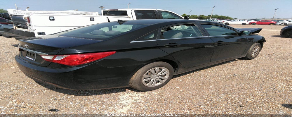 5NPEB4ACXBH265952 2011 HYUNDAI SONATA photo no. 4