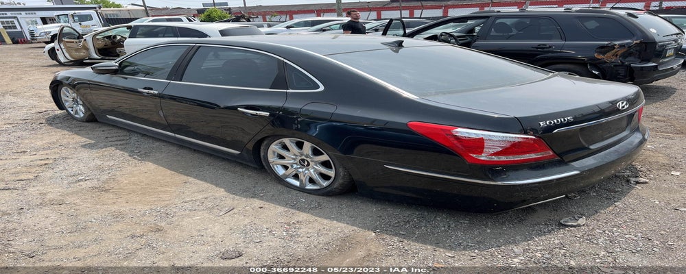 KMHGH4JH3CU0470   2012 HYUNDAI EQUUS photo no. 3