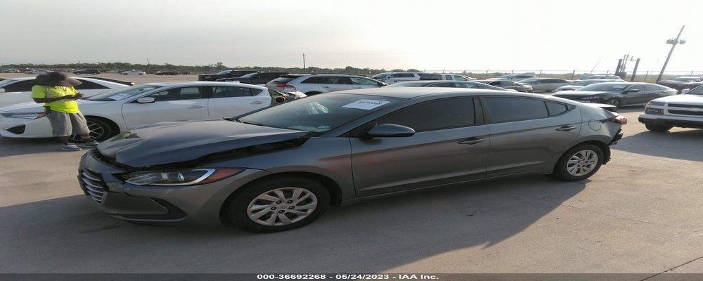KMHD74LF9HU128922 2017 HYUNDAI ELANTRA photo no. 2