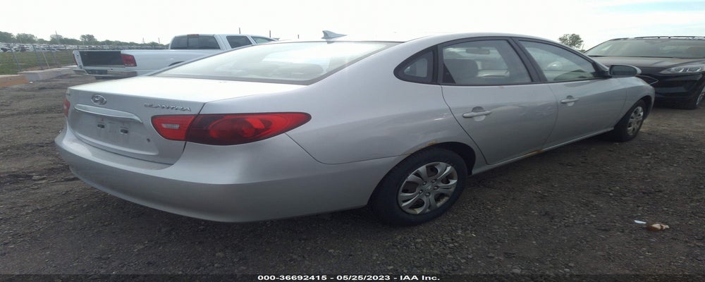 KMHDU4AD3AU184757 2010 HYUNDAI ELANTRA photo no. 4