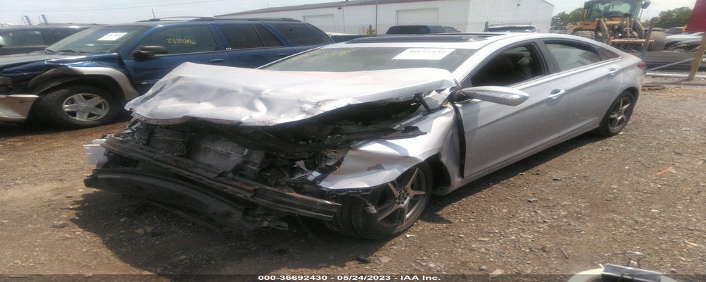 5NPEC4ACXBH091037 2011 HYUNDAI SONATA photo no. 2