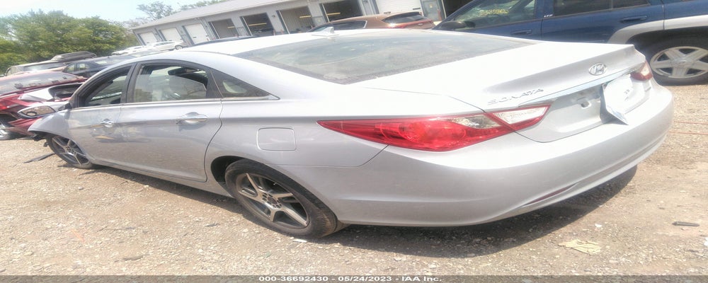 5NPEC4ACXBH091037 2011 HYUNDAI SONATA photo no. 3
