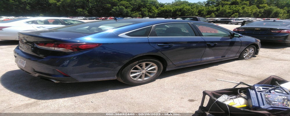 5NPE24AAXJH713457 2018 HYUNDAI SONATA photo no. 4