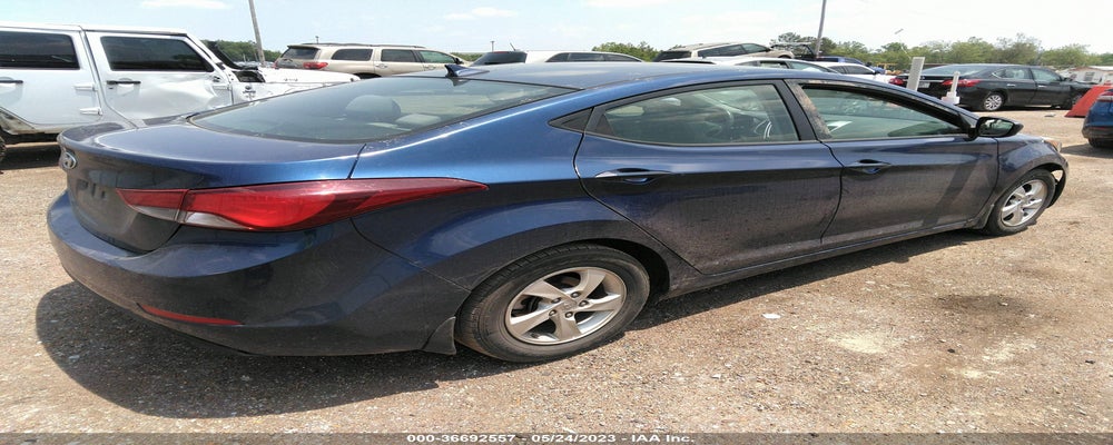 5NPDH4AE9FH556895 2015 HYUNDAI ELANTRA photo no. 4