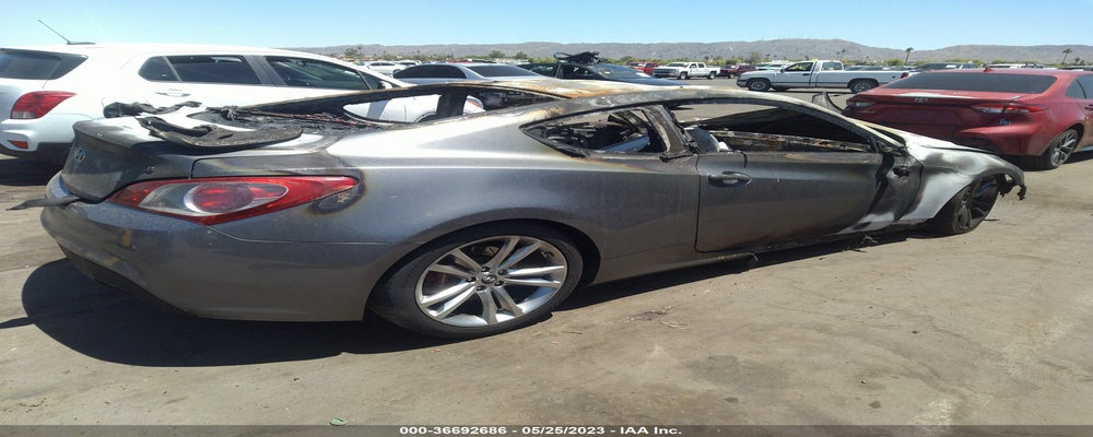 KMHHU6KH6BU061244 2011 HYUNDAI GENESIS COUPE photo no. 4