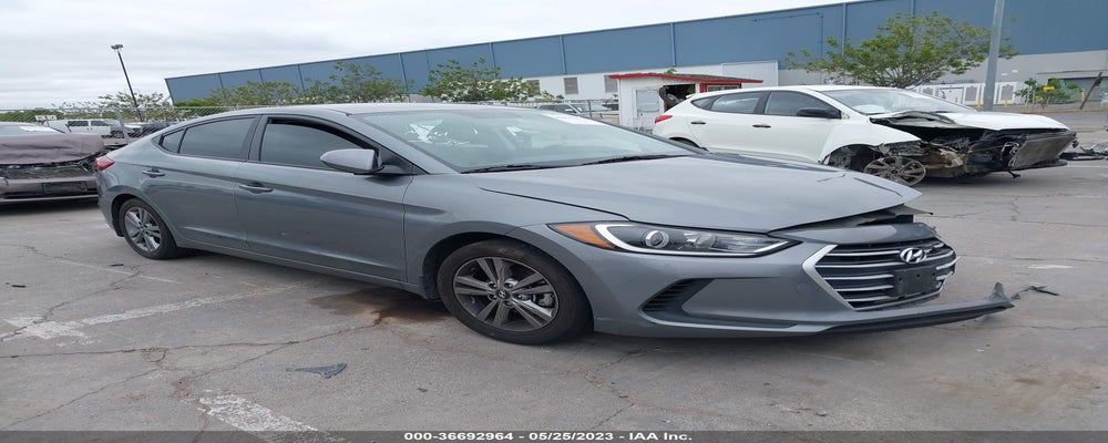 KMHD84LF2HU408808 2017 HYUNDAI ELANTRA photo no. 4