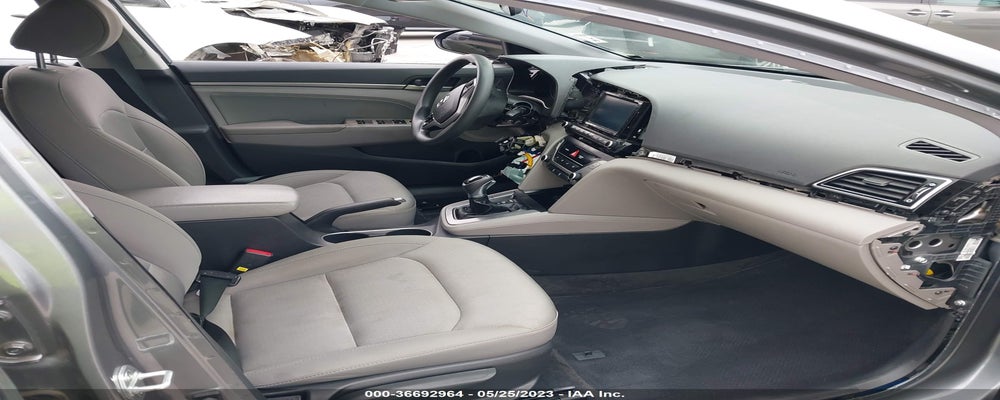 KMHD84LF2HU408808 2017 HYUNDAI ELANTRA photo no. 5
