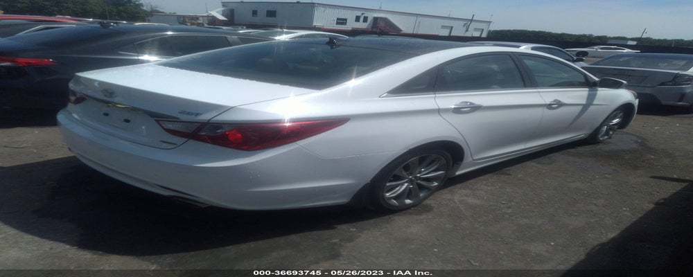 5NPEC4AB6DH558545 2013 HYUNDAI SONATA photo no. 4
