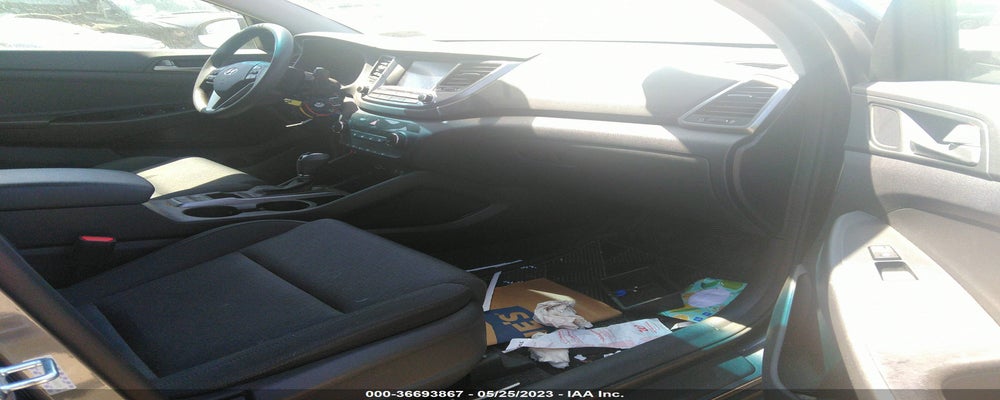 KM8J33A4XJU748632 2018 HYUNDAI TUCSON photo no. 5