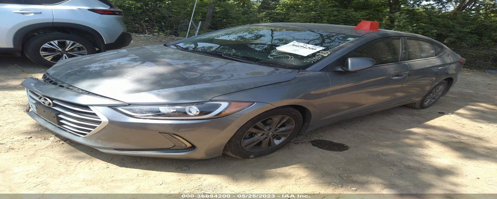 5NPD84LF6JH368902 2018 HYUNDAI ELANTRA photo no. 2