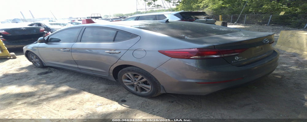 5NPD84LF6JH368902 2018 HYUNDAI ELANTRA photo no. 3