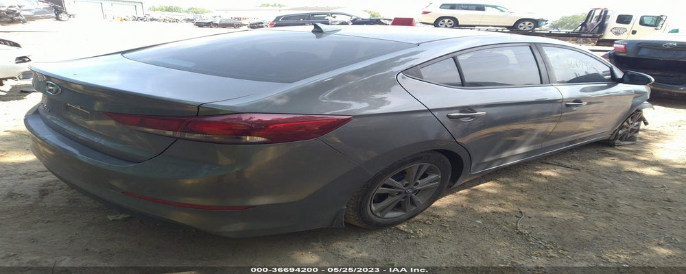 5NPD84LF6JH368902 2018 HYUNDAI ELANTRA photo no. 4