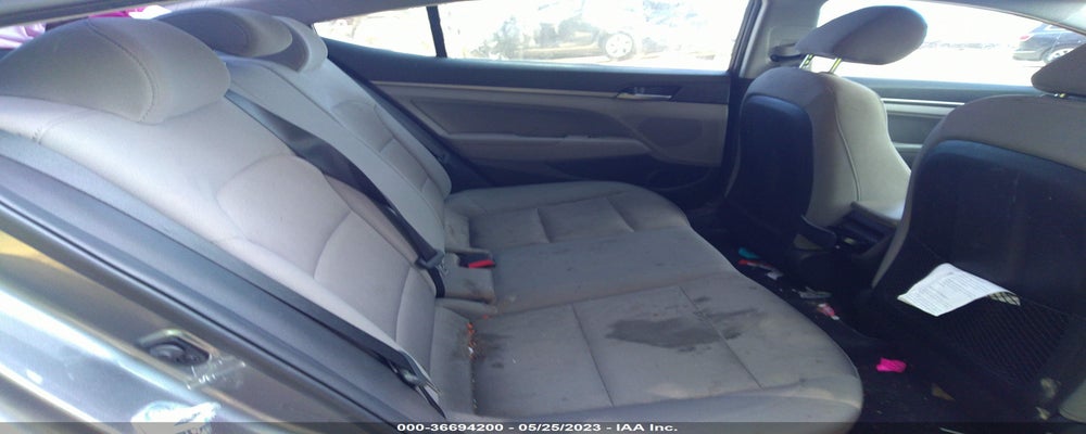5NPD84LF6JH368902 2018 HYUNDAI ELANTRA photo no. 8
