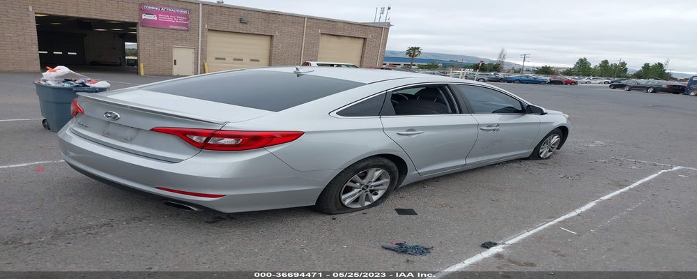 5NPE24AF7FH175397 2015 HYUNDAI SONATA photo no. 4