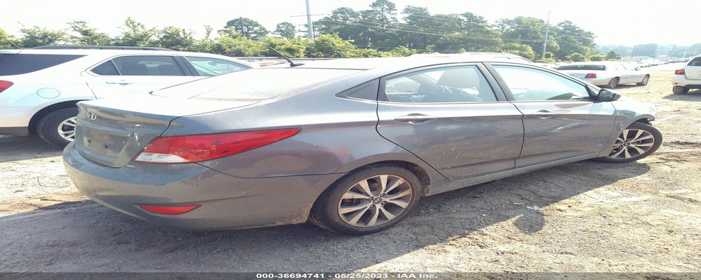 KMHCT4AE0HU225556 2017 HYUNDAI ACCENT photo no. 4