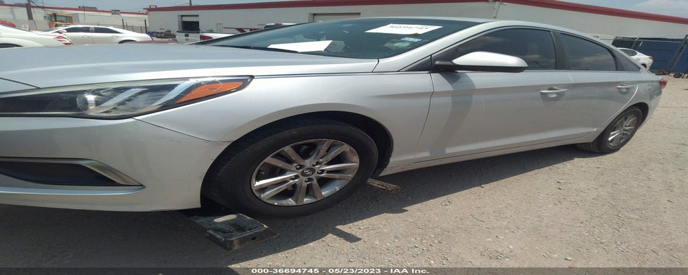 5NPE24AF2GH385679 2016 HYUNDAI SONATA photo no. 2