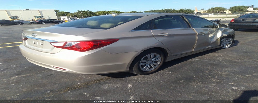 5NPEB4AC9BH006708 2011 HYUNDAI SONATA photo no. 4