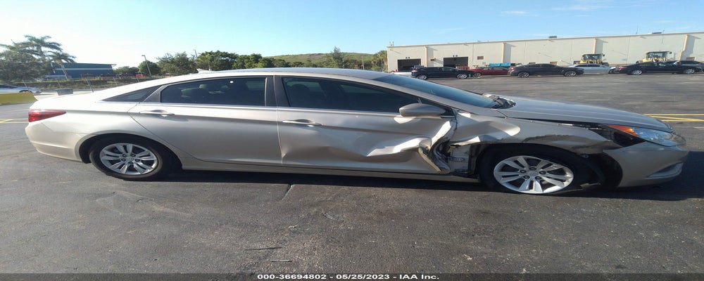 5NPEB4AC9BH006708 2011 HYUNDAI SONATA photo no. 6