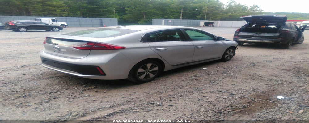 KMHC75LDXKU154856 2019 HYUNDAI IONIQ PLUG-IN HYBRID photo no. 4