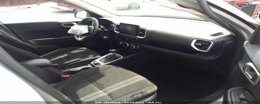 KMHRC8A37PU217677 2023 HYUNDAI VENUE photo no. 5