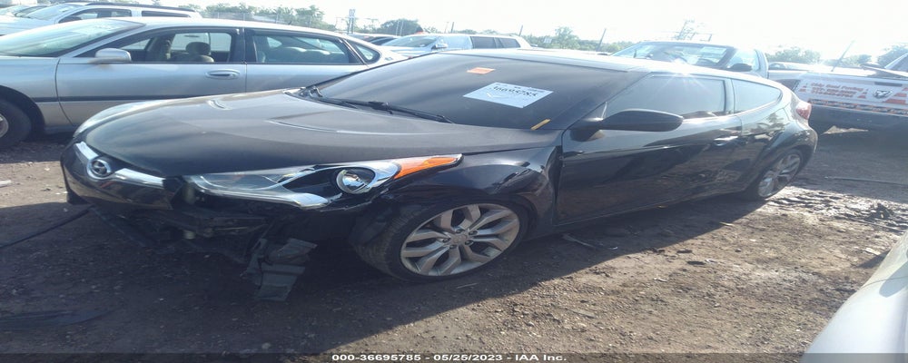 KMHTC6AD1CU051721 2012 HYUNDAI VELOSTER photo no. 2
