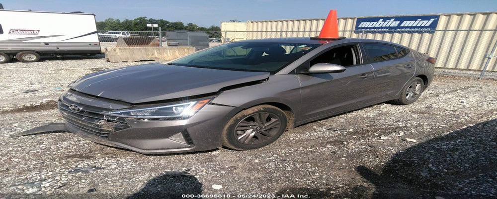 KMHD84LF2LU915832 2020 HYUNDAI ELANTRA photo no. 2