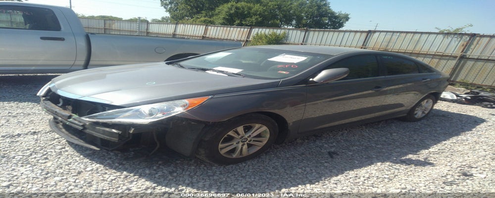 5NPEB4AC1DH657608 2013 HYUNDAI SONATA photo no. 2