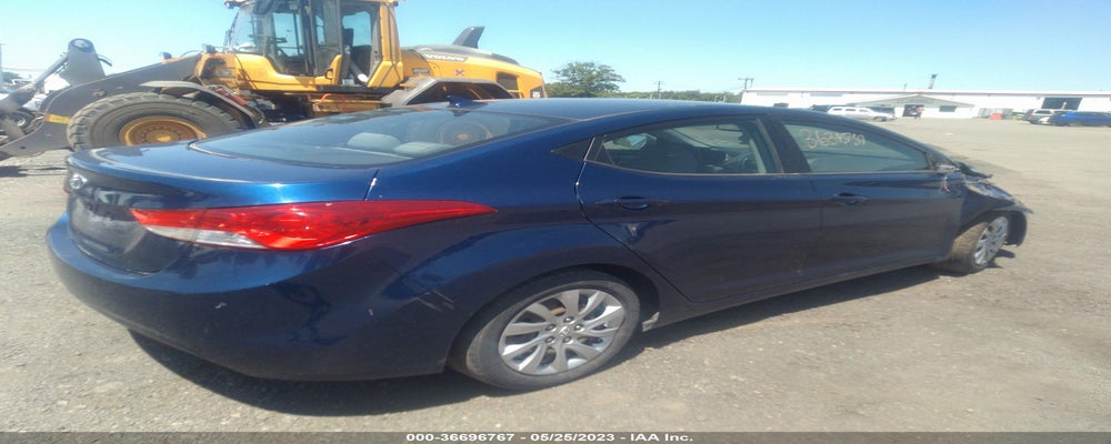 KMHDH4AE3DU501874 2013 HYUNDAI ELANTRA photo no. 4