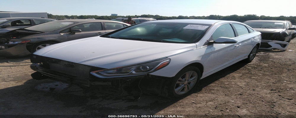 5NPE34AF9JH637500 2018 HYUNDAI SONATA photo no. 2