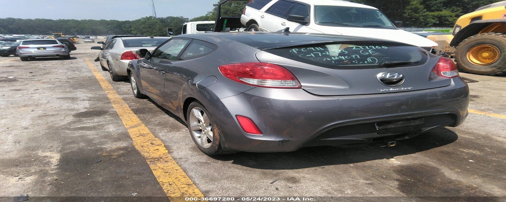 KMHTC6AD8CU074087 2012 HYUNDAI VELOSTER photo no. 3