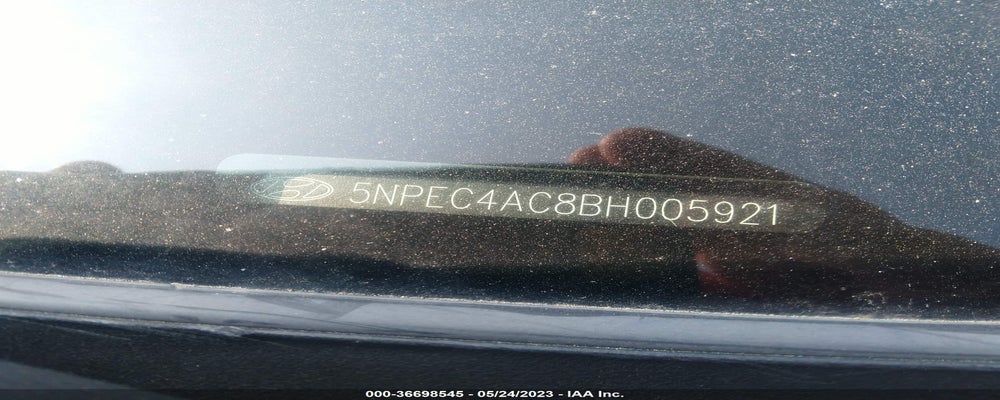 5NPEC4AC8BH005921 2011 HYUNDAI SONATA photo no. 9