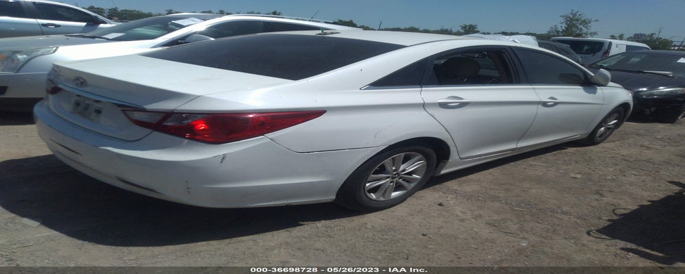 5NPEB4AC4CH372187 2012 HYUNDAI SONATA photo no. 4