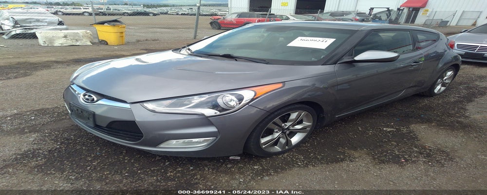 KMHTC6AD9CU069416 2012 HYUNDAI VELOSTER photo no. 2