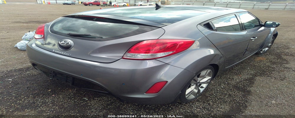 KMHTC6AD9CU069416 2012 HYUNDAI VELOSTER photo no. 4