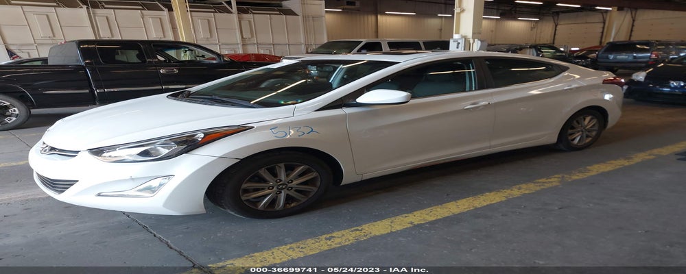 5NPDH4AE9FH601883 2015 HYUNDAI ELANTRA photo no. 2