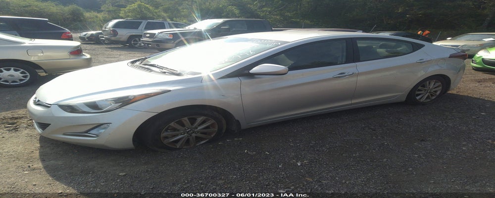 5NPDH4AE0FH608446 2015 HYUNDAI ELANTRA photo no. 2