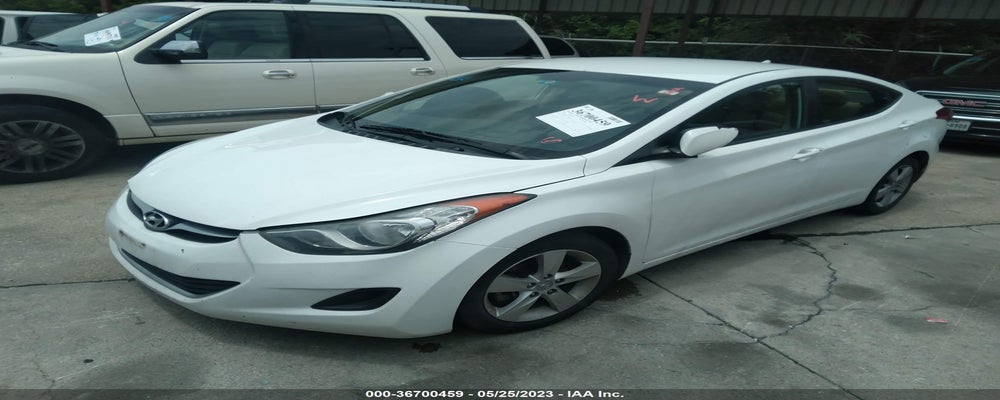 5NPDH4AE1DH350922 2013 HYUNDAI ELANTRA photo no. 2