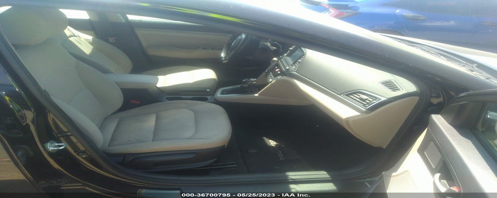 KMHD84LF8HU261216 2017 HYUNDAI ELANTRA photo no. 5