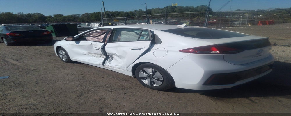 KMHC65LC8JU065005 2018 HYUNDAI IONIQ HYBRID photo no. 3