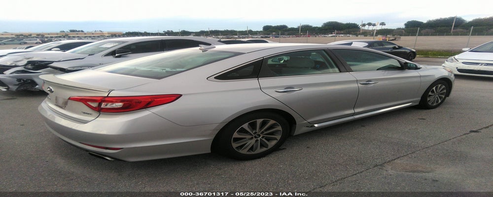 5NPE34AF2FH053463 2015 HYUNDAI SONATA photo no. 4