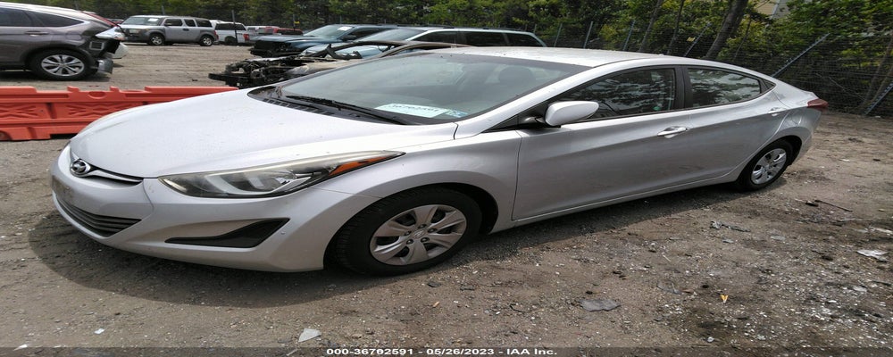 5NPDH4AE9GH676116 2016 HYUNDAI ELANTRA photo no. 2