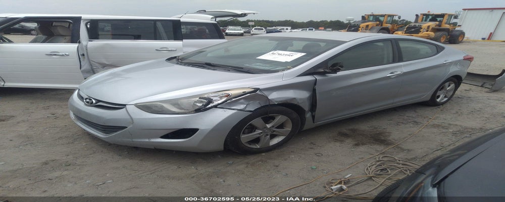 5NPDH4AE5DH258874 2013 HYUNDAI ELANTRA photo no. 2