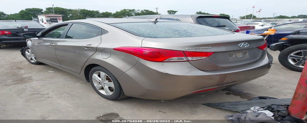 5NPDH4AE2DH452469 2013 HYUNDAI ELANTRA photo no. 3