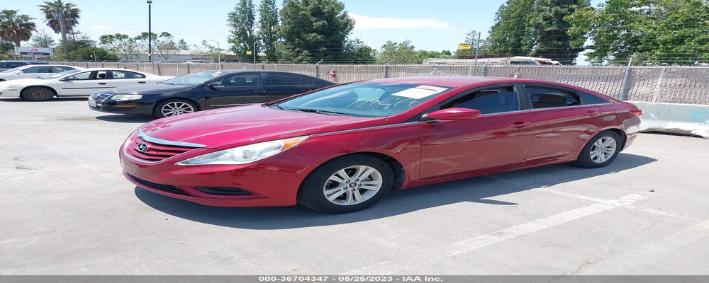 5NPEB4AC7BH037682 2011 HYUNDAI SONATA photo no. 2