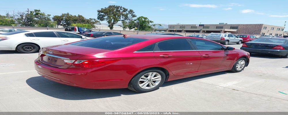 5NPEB4AC7BH037682 2011 HYUNDAI SONATA photo no. 4