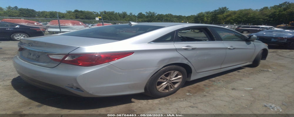 5NPEB4AC4EH862583 2014 HYUNDAI SONATA photo no. 4