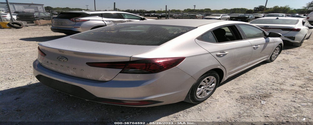 5NPD74LF8KH464888 2019 HYUNDAI ELANTRA photo no. 4
